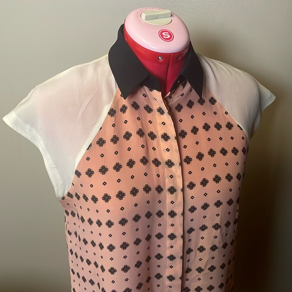 Club Monaco 100% silk colour blocked short sleeve blouse - Picture 1 of 12